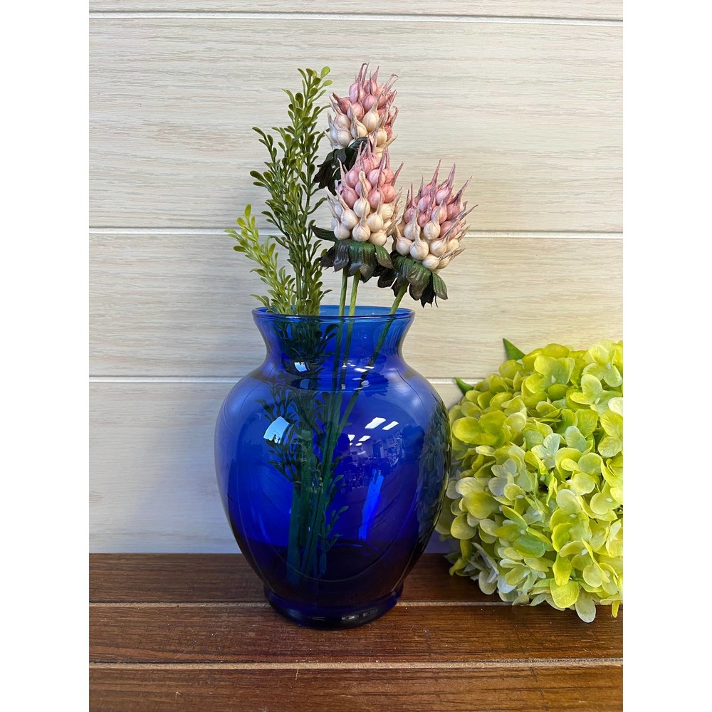 Vintage Coastal Cobalt Blue Indiana Glass Vase / Ginger Vase
